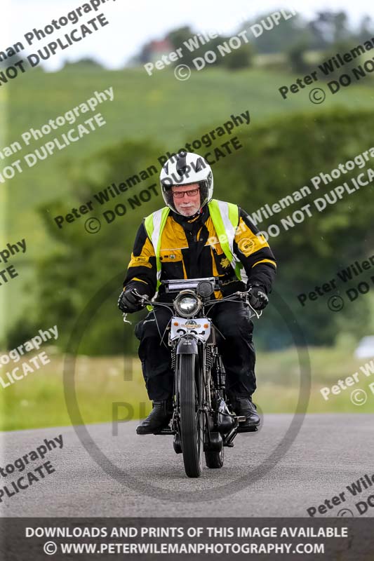 Vintage motorcycle club;eventdigitalimages;no limits trackdays;peter wileman photography;vintage motocycles;vmcc banbury run photographs
